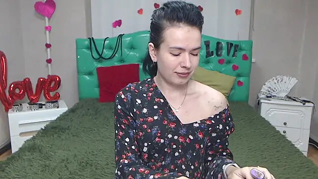 JasmineKouch online show from 11.25.25