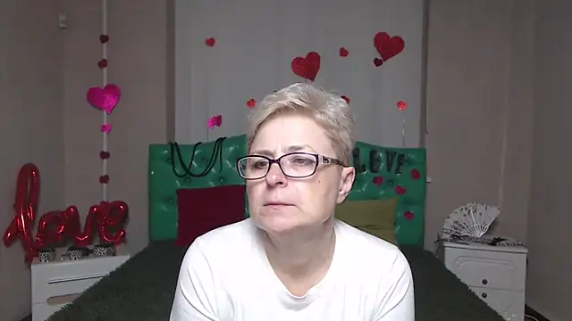 EmiliaGree online show from 11.20.25