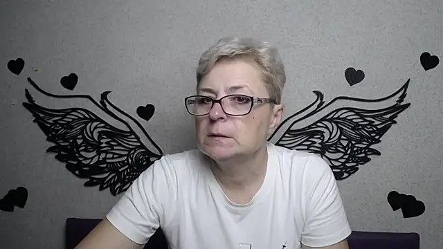 EmiliaGree online show from 11.21.25