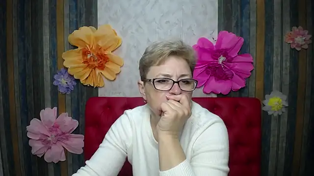 EmiliaGree online show from 04.28.26