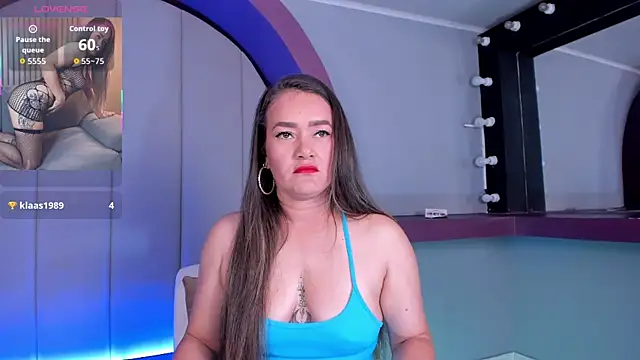 celestelewis online show from 10.10.25