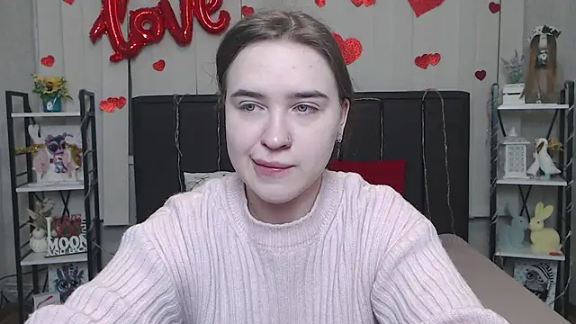 LauraHlot online show from 02.11.26