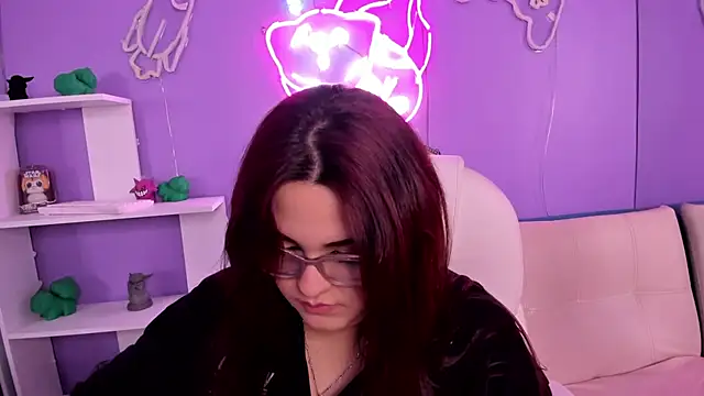 Camiila Osorio online show from 11.10.25