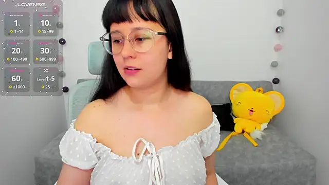 Sofiskies online show from 11.08.25