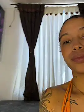 Snapshot of MarieLeon chatting on 06.23.26 MarieLeon online show from 06.23.26