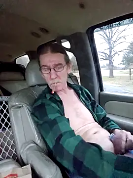 Snapshot of coolbrease10 chatting on 02.14.26 coolbrease10 online show from 02.14.26