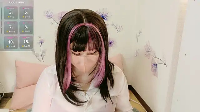 Snapshot of hazuki_8008 chatting on 02.10.25 hazuki 8008 online show from 02.10.25