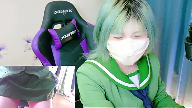 Snapshot of hazuki_8008 chatting on 09.25.25 hazuki 8008 online show from 09.25.25