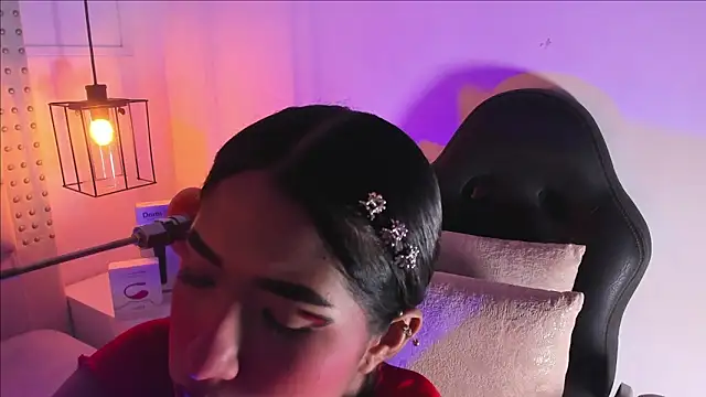 Snapshot of baby_naughty1_ chatting on 12.02.24 baby naughty1 online show from 12.02.24