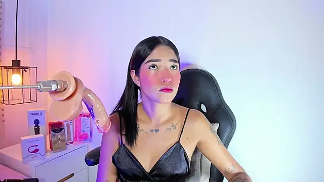 Snapshot of baby_naughty1_ chatting on 12.22.24 baby naughty1 online show from 12.22.24