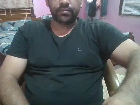 Snapshot of boyplay1000 chatting on 11.02.25 boyplay1000 online show from 11.02.25