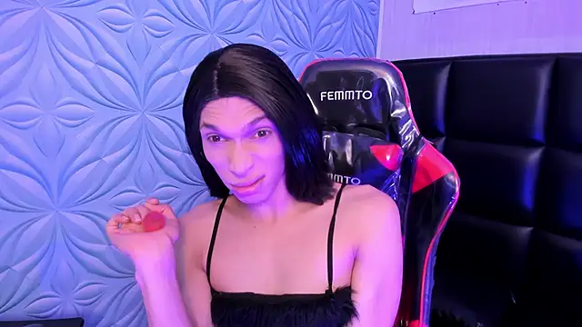 Milk max 18 online show from 10.24.25