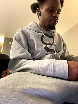 Snapshot of MobyDxck chatting on 12.02.24 MobyDxck online show from 12.02.24