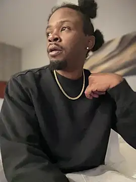 Snapshot of MobyDxck chatting on 01.03.25 MobyDxck online show from 01.03.25