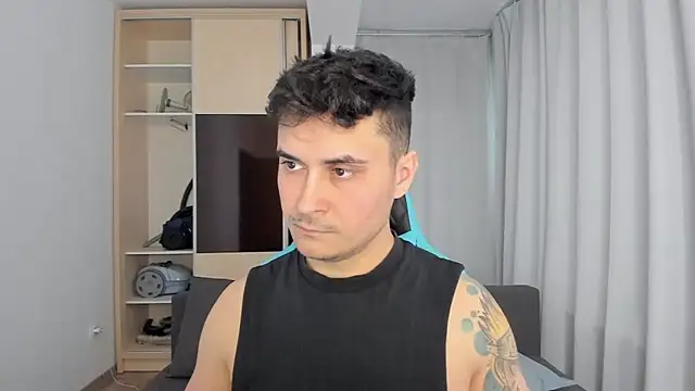 Snapshot of MatMalonne chatting on 02.01.26 MatMalonne online show from 02.01.26