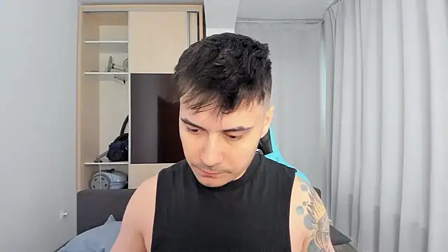 Snapshot of MatMalonne chatting on 02.04.26 MatMalonne online show from 02.04.26