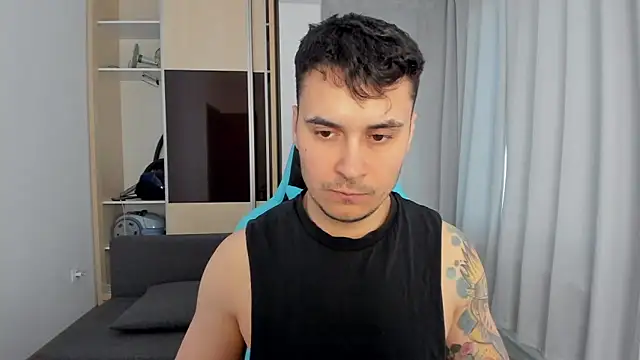 Snapshot of MatMalonne chatting on 03.07.26 MatMalonne online show from 03.07.26