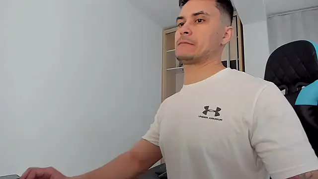 Snapshot of MatMalonne chatting on 03.11.26 MatMalonne online show from 03.11.26