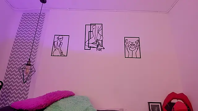 cloehonney online show from 09.12.25