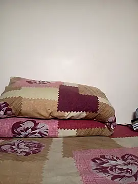 Snapshot of Shubuu__x chatting on 04.07.26 Shubuu x online show from 04.07.26