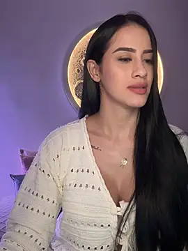 SarahhSmitth1 online show from 12.15.25