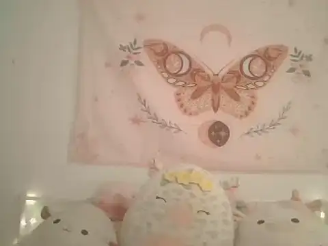Snapshot of averietheangel chatting on 03.21.25 averietheangel online show from 03.21.25