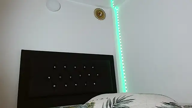 Adele Rush online show from 02.24.25