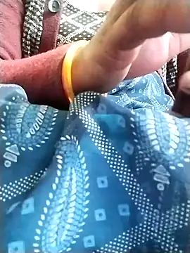 Snapshot of Cutkajal chatting on 01.06.25 Cutkajal online show from 01.06.25