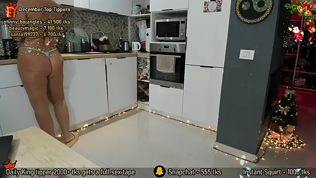 AmySuperHeroes online show from 12.17.25