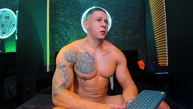 MassimoWalton2 online show from 12.18.24