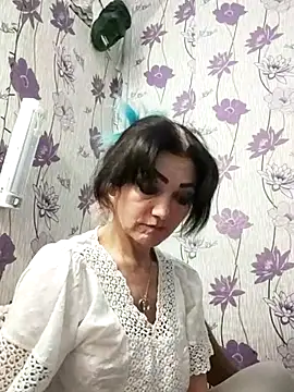 SweetLeila40 online show from 02.24.25