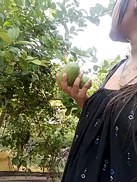 Hot Urvi online show from 12.27.24