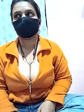 Snapshot of pikaindian chatting on 12.01.24 pikaindian online show from 12.01.24