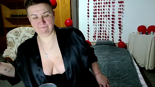 Annet1912 online show from 02.20.25