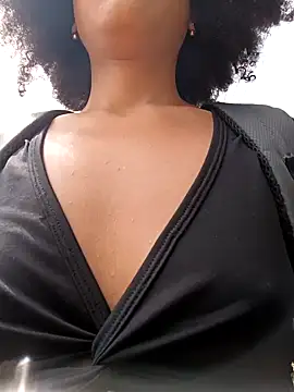 Snapshot of BlairSamy chatting on 01.28.25 BlairSamy online show from 01.28.25