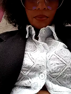 Snapshot of BlairSamy chatting on 03.14.25 BlairSamy online show from 03.14.25