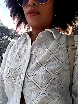 Snapshot of BlairSamy chatting on 03.18.25 BlairSamy online show from 03.18.25