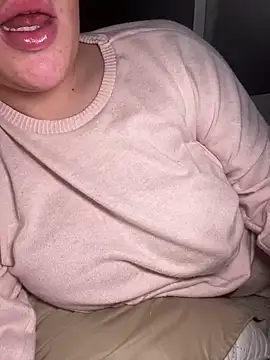 lilylush24 online show from 12.30.24