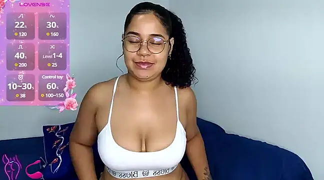 VitoriaFernandes online show from 01.30.25