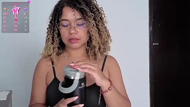 VitoriaFernandes online show from 01.17.26