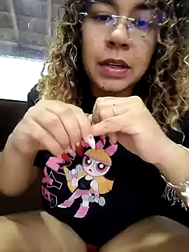 VitoriaFernandes online show from 02.02.26