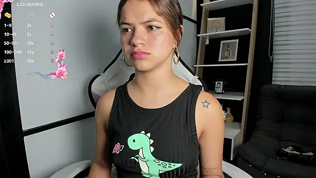 Snapshot of PaigeJayden chatting on 01.29.25 PaigeJayden online show from 01.29.25