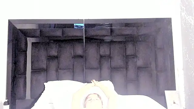 Snapshot of PaigeJayden chatting on 02.01.25 PaigeJayden online show from 02.01.25