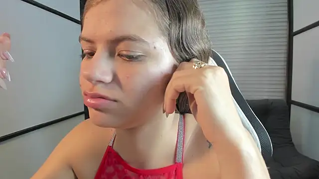 Snapshot of PaigeJayden chatting on 03.12.25 PaigeJayden online show from 03.12.25