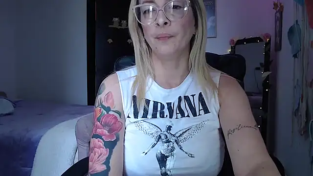 yulieth anamar online show from 03.09.25