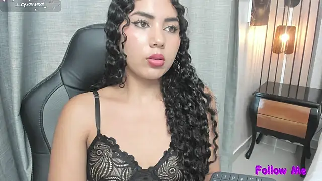 joselyn sexy  online show from 12.28.24