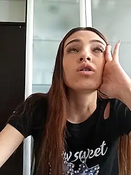 sofiarouge online show from 10.06.25