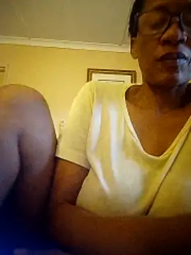 Snapshot of bustybillies chatting on 05.10.26 bustybillies online show from 05.10.26