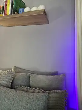 FridaKlein online show from 12.07.24