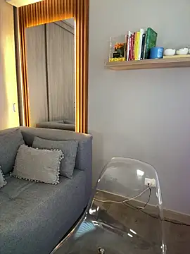 FridaKlein online show from 01.10.25